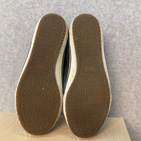 Taos Moc Star Sneakers Women’s Size 7 Low Profile Comfort Shoe With Box - Picture 8 of 11